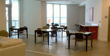Opera Suites And Marina Doral Exterior foto
